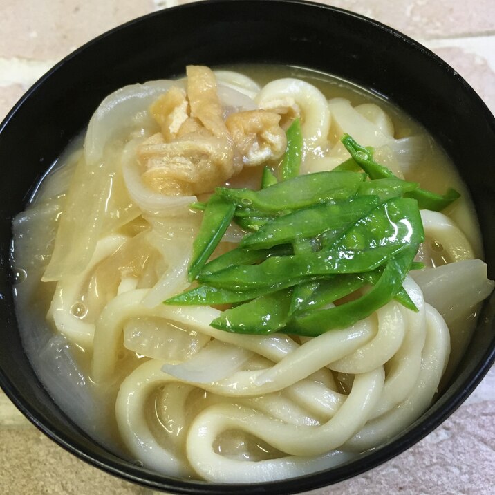 新玉ねぎと油揚げの煮込みうどん♪